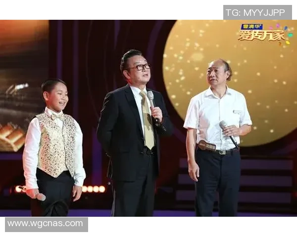 足球球星头像女搞怪风潮来袭 揭秘这些另类造型背后的独特魅力